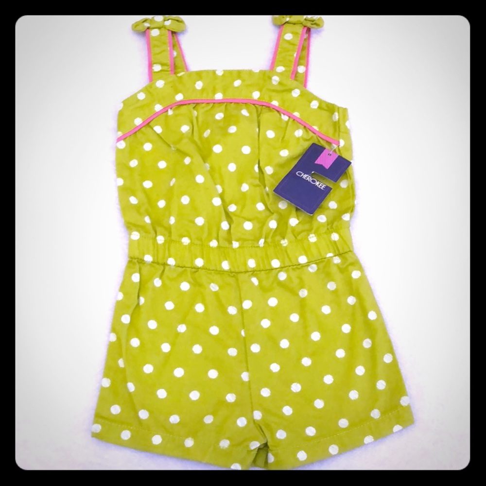 Baby girl romper 💚